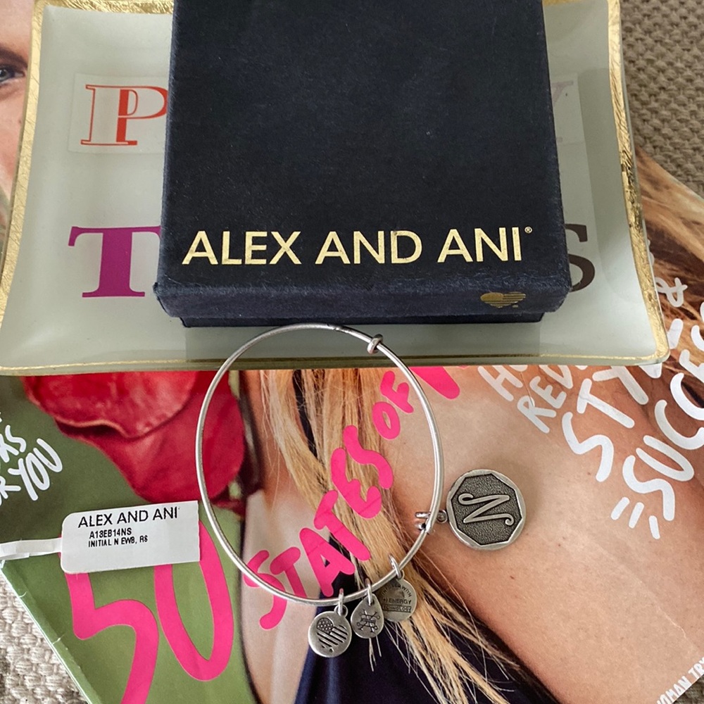 *NEW* “Alex & Ani” bracelet